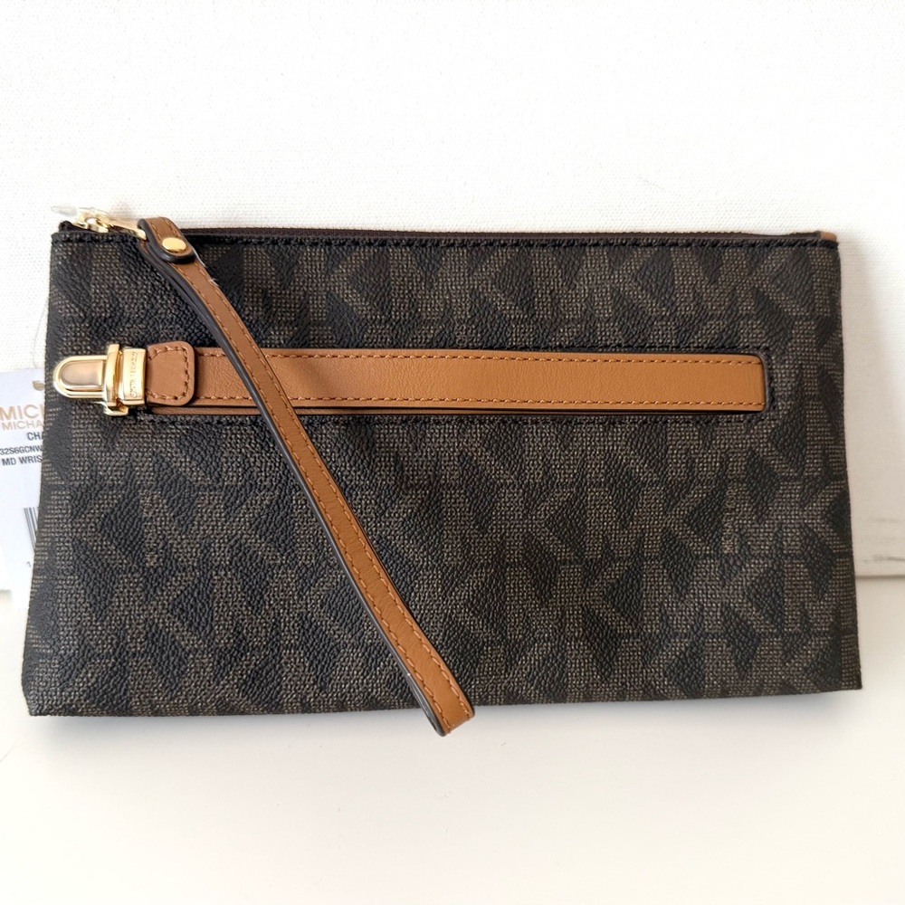 NWT Michael Kors Charlton Brown Monogram Wristlet Wallet